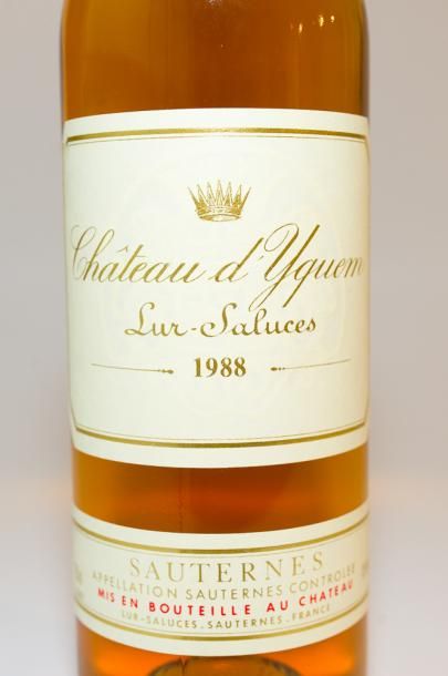 null BORDEAUX (SAUTERNES), blanc liquoreux, Château d'Yquem, 1er cru classé supérieur...