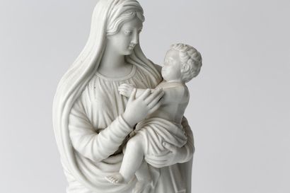 BRUXELLES "Vierge à l'Enfant", XXe, porcelaine, h. 39,8 cm.