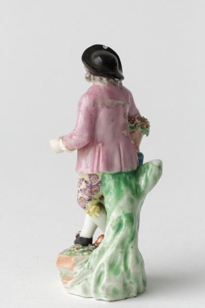 NIEDERVILLER Figurine représentant un jardinier marchand de fleurs, XIXe, porcelaine...