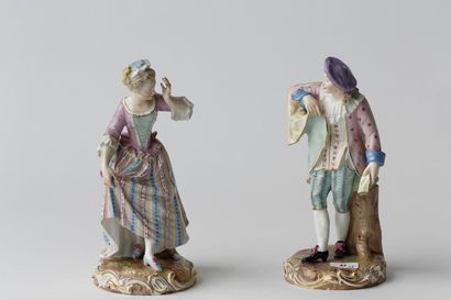 MEISSEN Paire de statuettes, XIXe, porcelaine émaillée (jolis détails des costumes),...