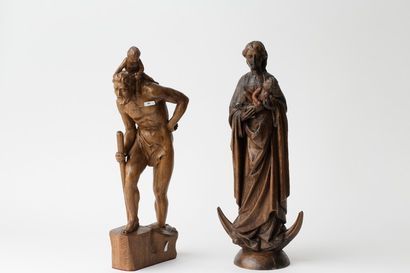 null Ensemble de deux sculptures en chêne :

- "Saint Christophe portant l'Enfant",...