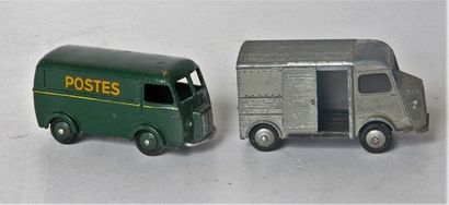 null DINKY FR. (6) camions :

- tracteur Panhard SNCF (P) [cabine repeinte] ;

-...