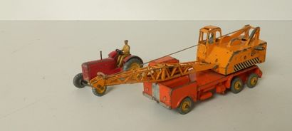 null DINKY (15) : Ford 40 RV (GB) - réf 293 Siss PTT bus (GB) - 189 Lamborghini Marzal...