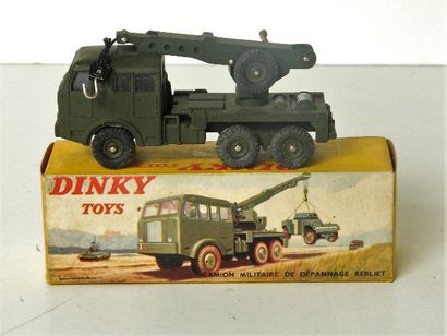 null DINKY FR. 26 camion militaire de dépannage Berliet (EB) [quasi neuf].