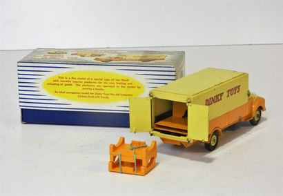 null DINKY 930 Bedford Pallet Jetka van "Dinky Toys" (GB) [petite écaillures au ...