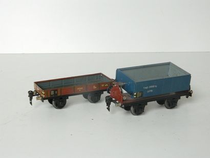 null MÄRKLIN, 2 wagons de marchandises à 2 axes : 1977/O (1934-40), wagon à bascule...