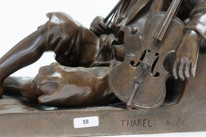 THAREL Léon (1858-1902) "Jeune Violoniste endormi", fin XIXe, sujet en bronze à patine...