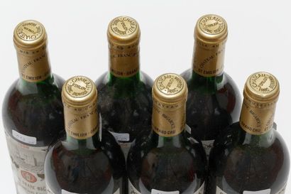 null BORDEAUX (SAINT-ÉMILION), rouge, ensemble de quinze bouteilles :

- Château...