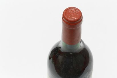 null BORDEAUX (SAINT-ÉMILION), rouge, ensemble de quinze bouteilles :

- Château...