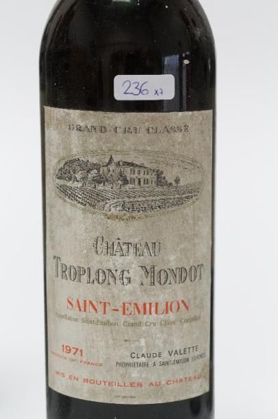 null BORDEAUX (SAINT-ÉMILION), rouge, ensemble de sept bouteilles :

- Château Troplong-Mondots,...