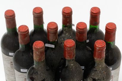null BORDEAUX (PREMIÈRES-CÔTES-DE-), rouge, Château Desbarats 1994, onze bouteilles...