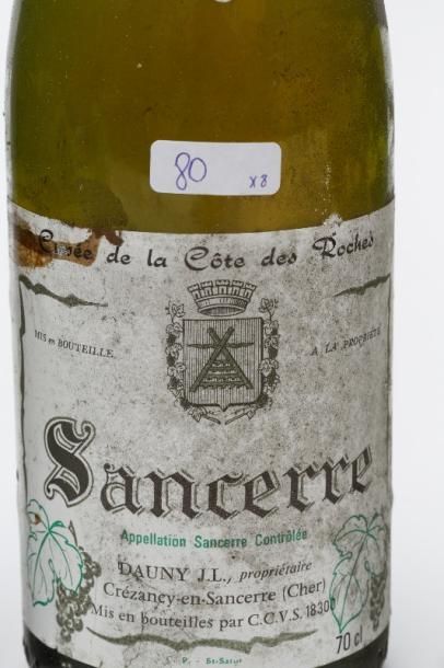 null LOIRE & BOURGOGNE, blanc, ensemble de huit bouteilles :

- Muscadet 1968, deux...