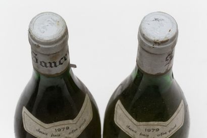 null LOIRE & BOURGOGNE, blanc, ensemble de huit bouteilles :

- Muscadet 1968, deux...