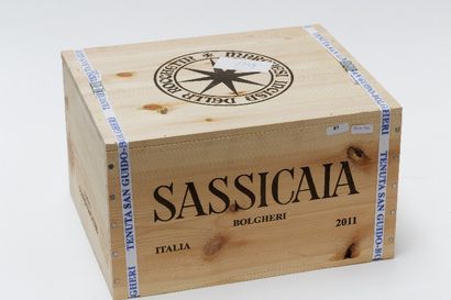 null ITALIE (TOSCANE), rouge, Sassicaia 2011, six bouteilles dans leur caisse d'origine...