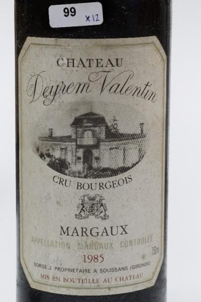 null BORDEAUX (MARGAUX), rouge, ensemble de douze bouteilles :

- Château Marquis...