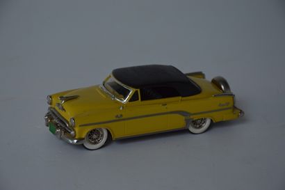 null Varia de voitures 1/43e : 

Provence moulage 2x montées (Alfa Disco volante,...