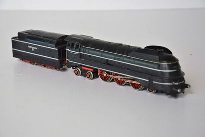 null MÄRKLIN SK800, locomotive à vapeur, type 232, tender 4 axes, carénée noire,...