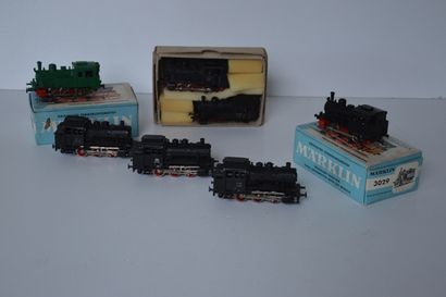 null MÄRKLIN (7) locos-tender : 3x 3000 et 4x 3029 [toutes en ordre de marche] :

-...
