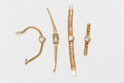 null Lot de quatre montres de dame dont trois en or jaune 18k, bracelets souples,...