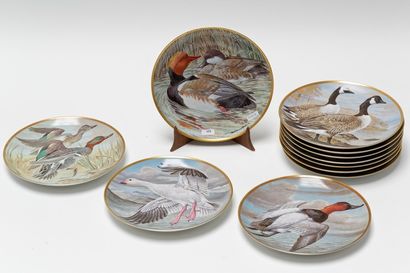 LIMOGES Suite de onze assiettes aux oiseaux, 1981, porcelaine émaillée, marque [FRANKLIN...