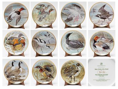 LIMOGES Suite de onze assiettes aux oiseaux, 1981, porcelaine émaillée, marque [FRANKLIN...