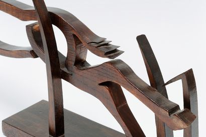 VAN DEN DRIESSCHE Étienne (1959) "Fuite en avant", [20]15, sculpture en chêne à patine...