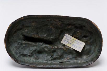 DELABRIERRE Edouard Paul (1829-1912) "Chien sur perdrix", circa 1898, sujet en bronze...