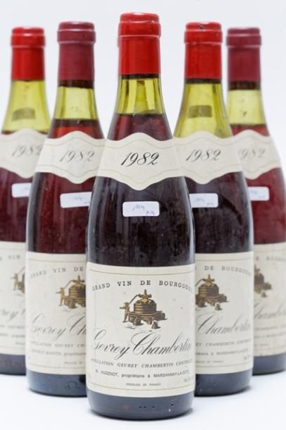 null BOURGOGNE, rouge, ensemble de onze bouteilles :

- (VOSNE-ROMANÉE), Armand Dartois...