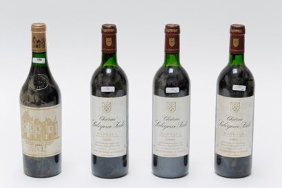 null BORDEAUX, rouge, ensemble de quatre bouteilles :

- (PESSAC-LÉOGNAN), Château...