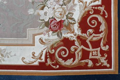 null Tapisserie à motifs floraux dans le goût de La Savonnerie, fin XIXe - début...