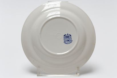 null TOURNAI, partie de service recomposé, décor coréen en camaïeu bleu, XIXe, porcelaine...