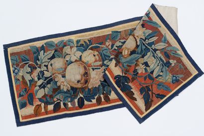 null Deux fragments de tapisserie, circa 1700, bolduc aux revers, 171x36 cm et 51x184...