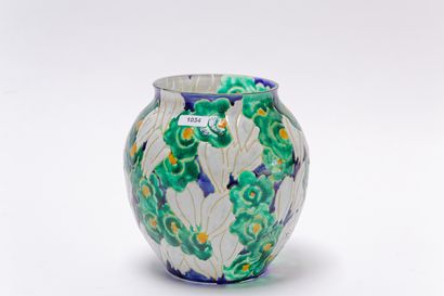 MAZOYER Adrien (1887-1950) Vase d'époque Art déco, circa 1930, verre soufflé à décor...