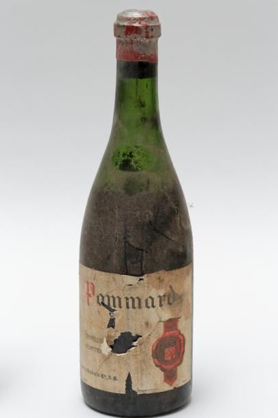 null BOURGOGNE, rouge, ensemble de cinq bouteilles :

- (BEAUNE-GRÈVES), Chanson...