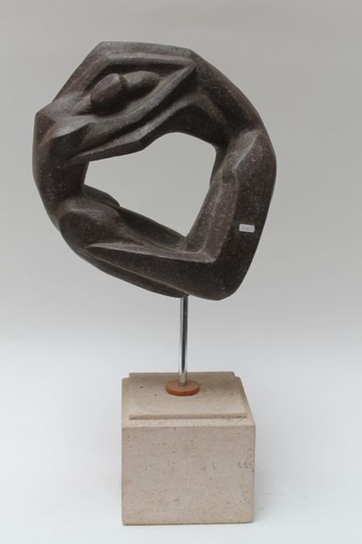 null CANNEEL Anne (1950-2017), "La Roue", 2009, grès et granito, signé et daté, 15x41...