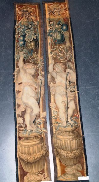 null FLANDRES, belle paire de bordures de tapisserie d'époque Baroque aux angelots,...