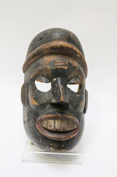 ART TRIBAL Masque Ibibio, Nigeria, h. 29 cm.