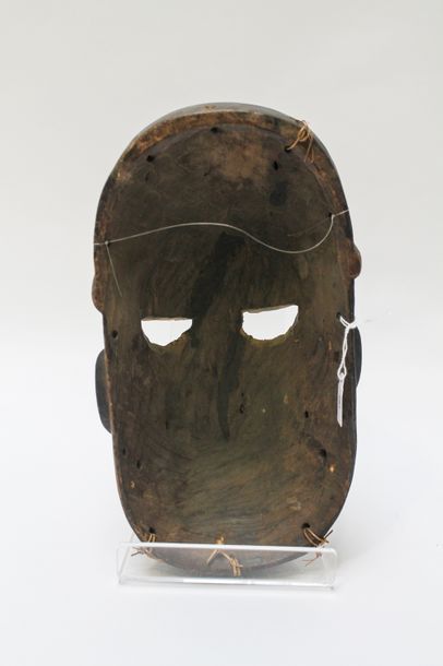 ART TRIBAL Masque Ibibio, Nigeria, h. 29 cm.