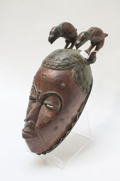 ART TRIBAL Masque non-traditionnel dans le style Gouro, Côte d'Ivoire, h. 40 cm.