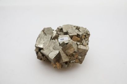 null Pyrite, l. 16 cm.