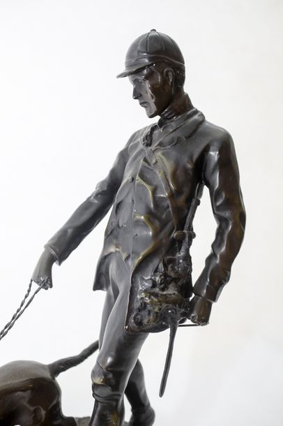 MOREAU Aguste (1834-1917) [d'après] "Veneur et son chien", XXe, épreuve en bronze...