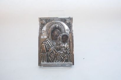 Ecole orthodoxe "Vierge à l'Enfant", XXe, icône, riza en argent poinçonné [925],...