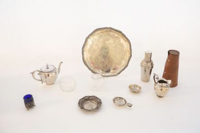 null Varia d'argenterie, XIX-XXe, argent et métal argenté, poinçons, sept pièces...