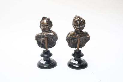 ITALIE "Bacchus" et "Bacchante", XVIIe (?), paire de bustes d'après l'antique en...