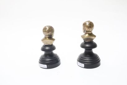 France "Jean qui rit" et "Jean qui pleure", XIXe, paire de bustes miniatures en bronze...