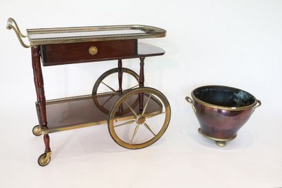 null Table roulante de style Louis XVI, tiroir en ceinture, XXe, bois et métal, 79,5x90x44...