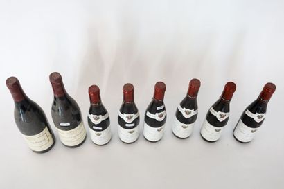BOURGOGNE (SAVIGNY-LÈS-BEAUNE) Rouge, deux bouteilles et six demi-bouteilles :

-...