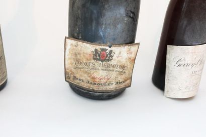 BOURGOGNE Rouge, 3 bouteilles* :
- (CROZES HERMITAGES), Paul Jaboulet Aîné, un magnum*...