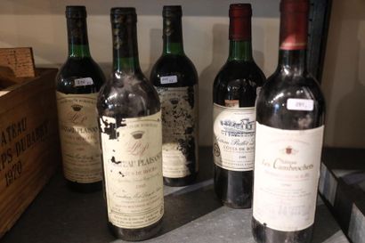 BORDEAUX Rouge, cinq bouteilles :
- (Côtes de Bourg), Château Plaisance, 1993, trois...