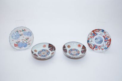 CHINE Paire de compotiers à décor Imari, dynastie Qing / XIXe, porcelaine, d. 20...
